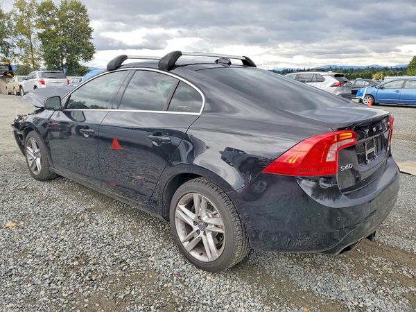 2015 VOLVO S60 Platinum (non R design)