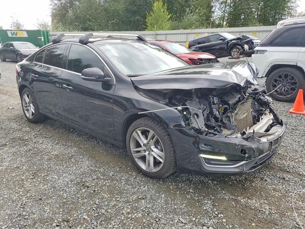 2015 VOLVO S60 Platinum (non R design)