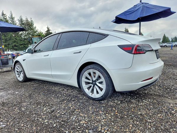 2021 TESLA MODEL 3