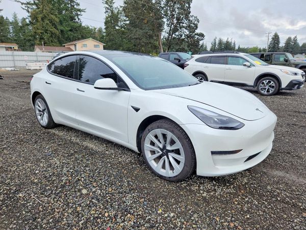 2021 TESLA MODEL 3