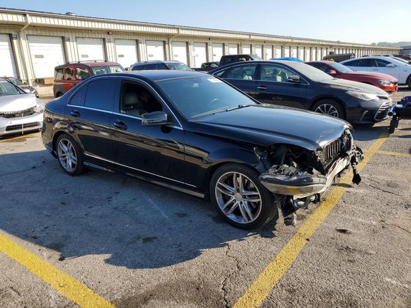 2014 MERCEDES-BENZ C C300 4 MATIC
