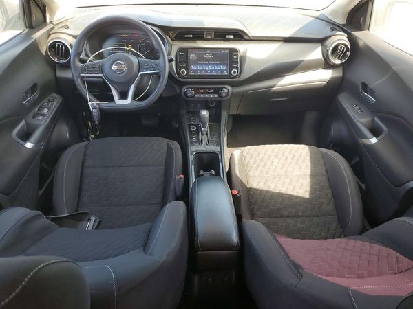 2021 NISSAN KICKS