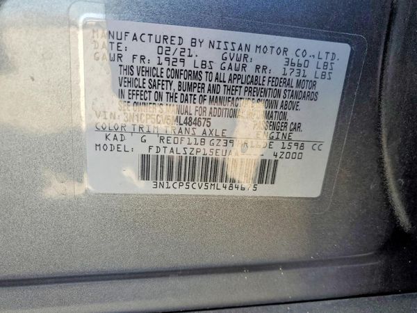 2021 NISSAN KICKS