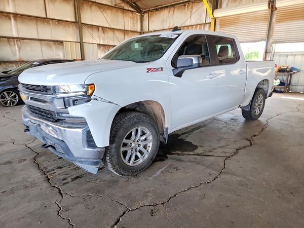 2022 CHEVROLET SILVERADO LT — Front 3/4
