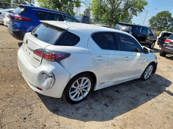 2013 LEXUS CT 200h
