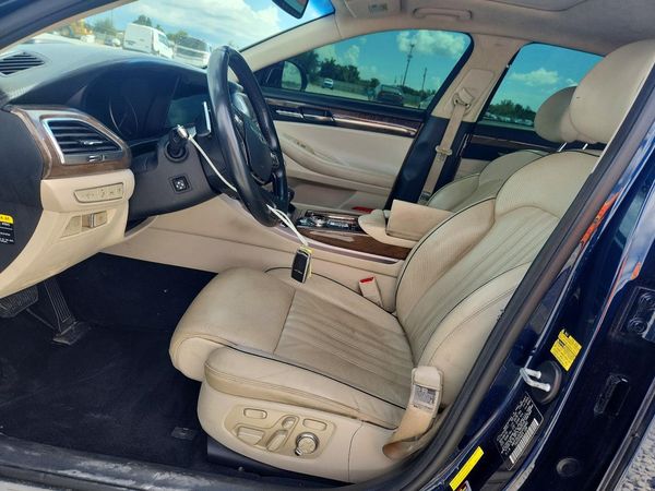 2019 GENESIS G90