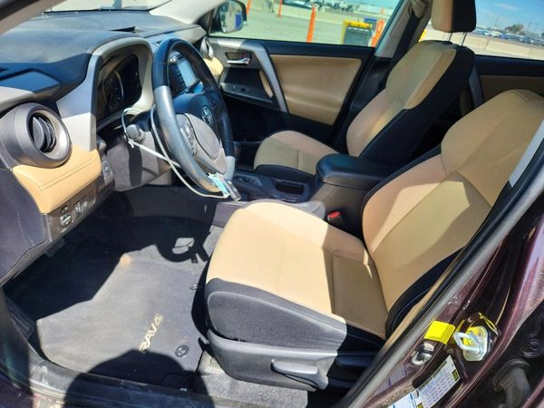 2018 TOYOTA RAV4 Adventure/XLE — DENT