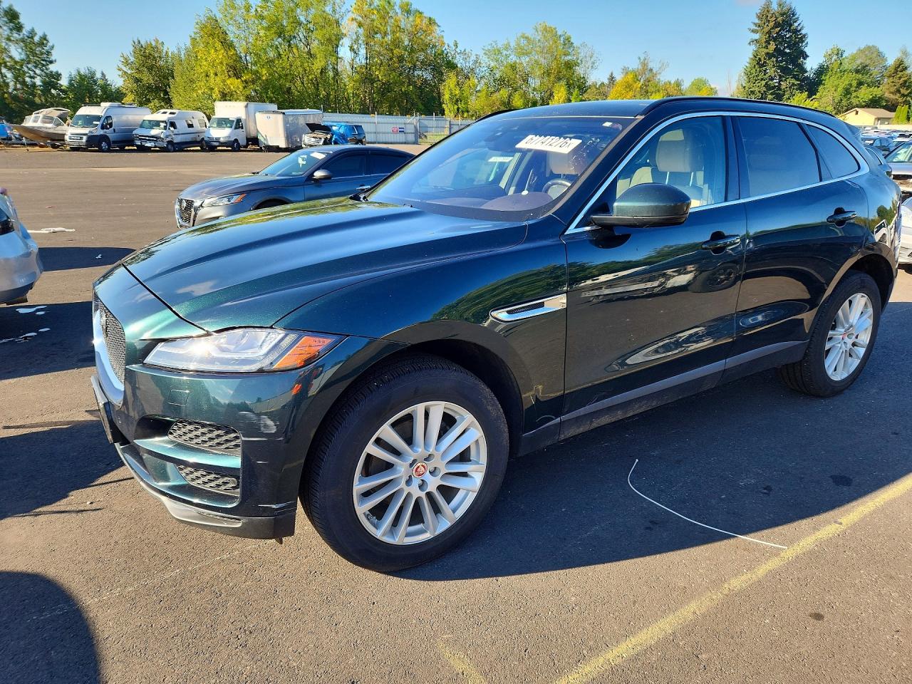 2017 JAGUAR F-PACE Prestige