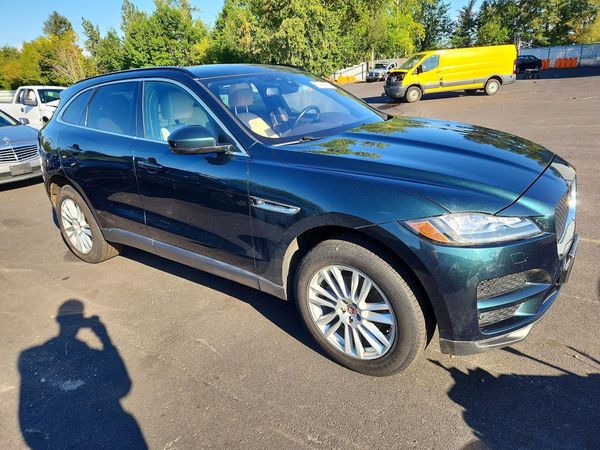 2017 JAGUAR F-PACE Prestige