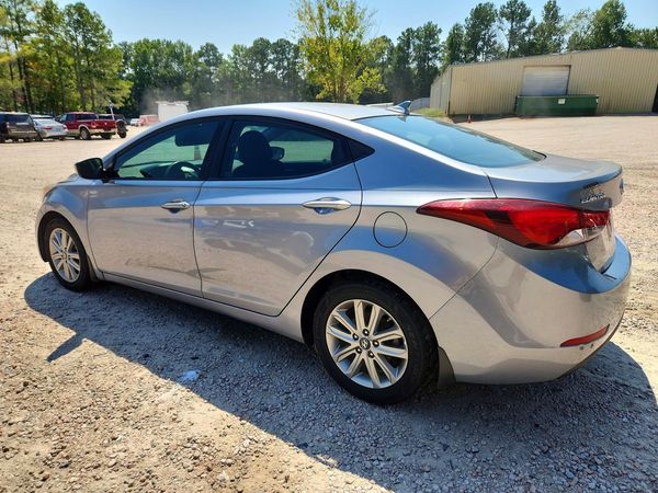 2015 HYUNDAI ELANTRA GLS(Middle)