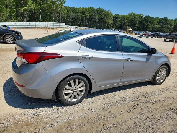 2015 HYUNDAI ELANTRA GLS(Middle)