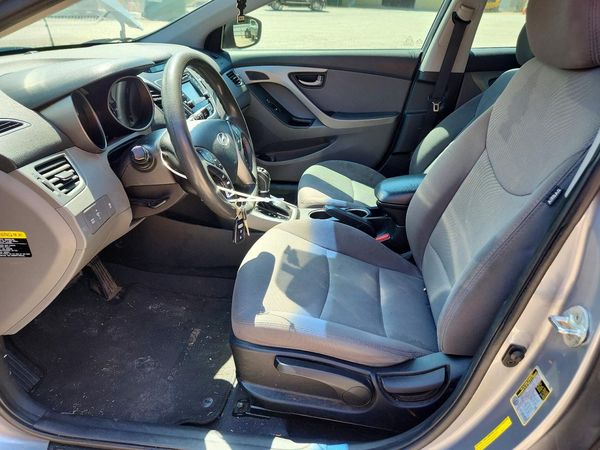 2015 HYUNDAI ELANTRA GLS(Middle)