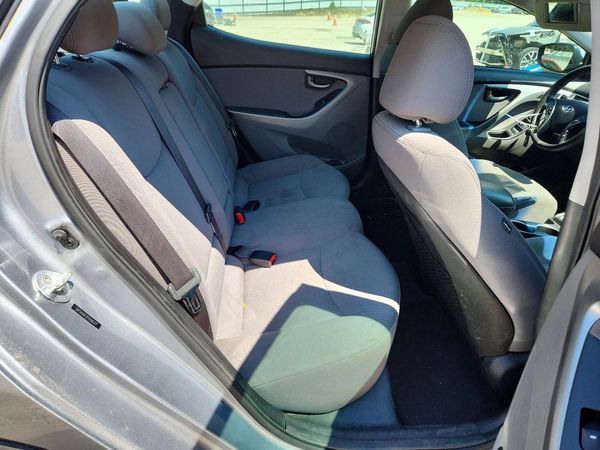 2015 HYUNDAI ELANTRA GLS(Middle)