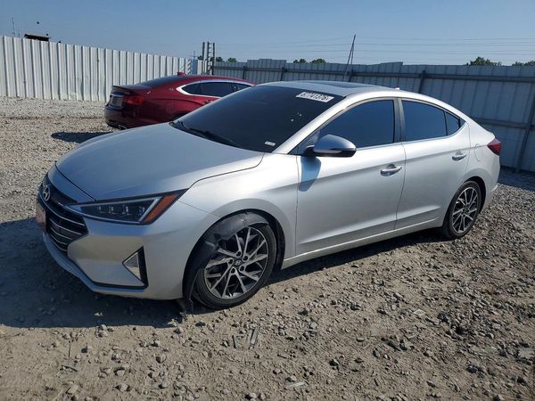 2019 HYUNDAI ELANTRA — Front 3/4