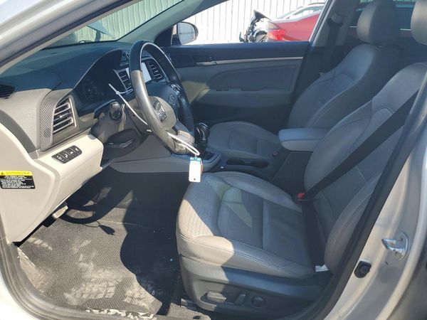 2019 HYUNDAI ELANTRA — DENT
