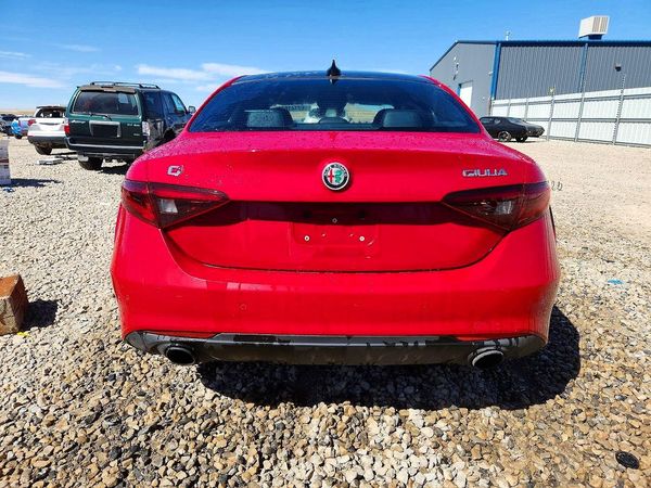 2022 ALFA ROMEO GIULIA