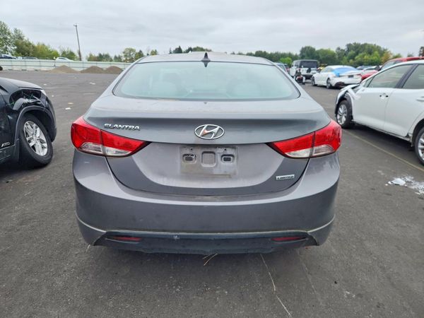 2013 HYUNDAI ELANTRA — DIRR