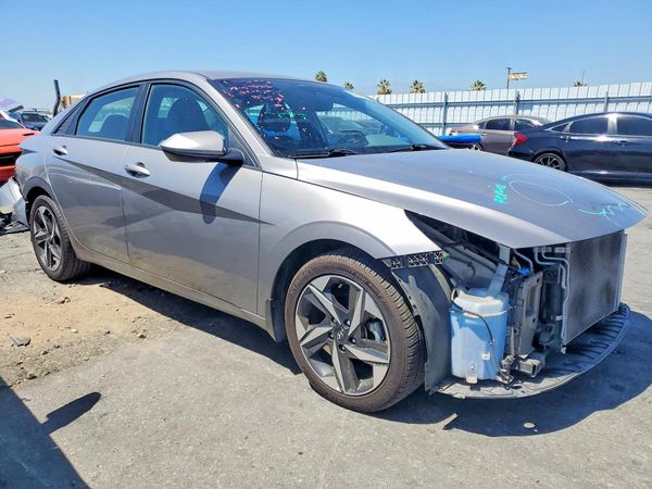 2023 HYUNDAI ELANTRA