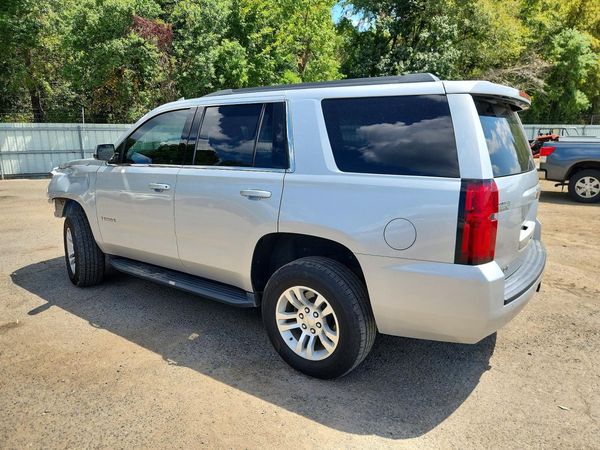 2017 CHEVROLET TAHOE LS