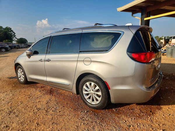 2018 CHRYSLER PACIFICA