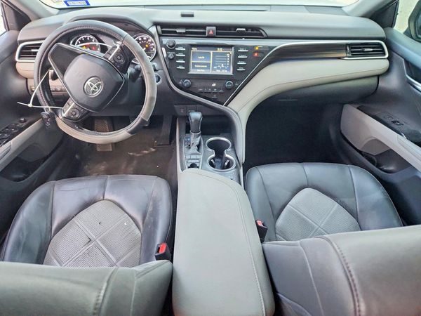 2018 TOYOTA CAMRY