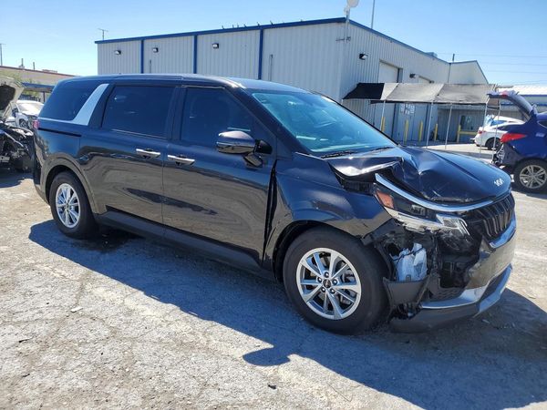 2024 KIA CARNIVAL