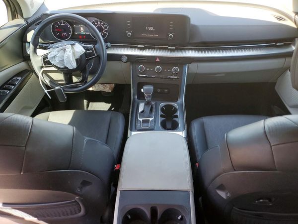 2024 KIA CARNIVAL