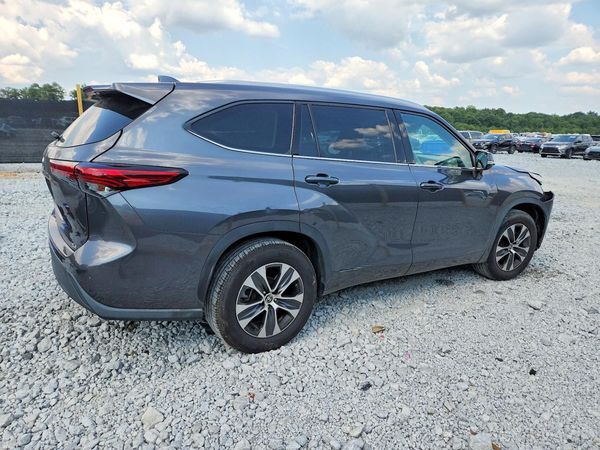 2021 TOYOTA HIGHLANDER