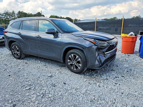 2021 TOYOTA HIGHLANDER