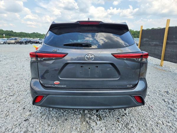 2021 TOYOTA HIGHLANDER