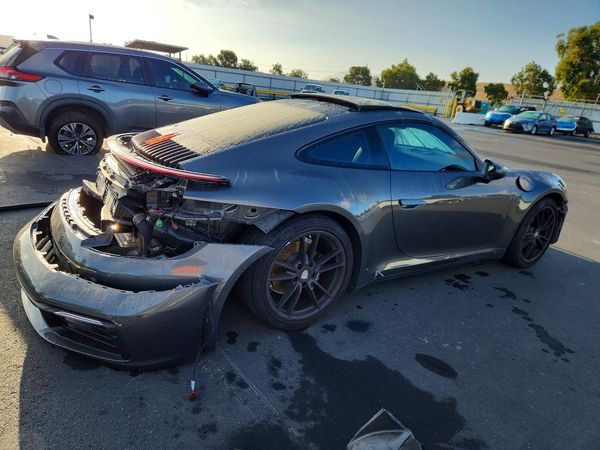 2020 PORSCHE 911