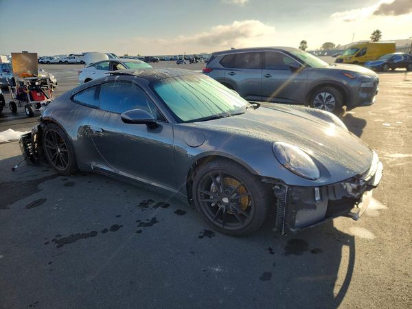 2020 PORSCHE 911