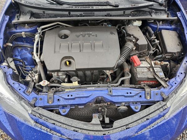 2017 TOYOTA COROLLA