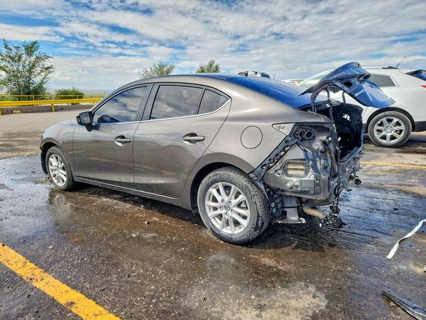 2015 MAZDA 3 Touring/GS