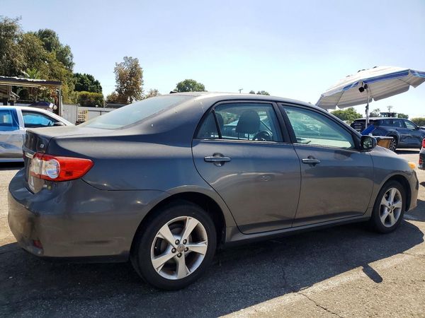 2012 TOYOTA COROLLA