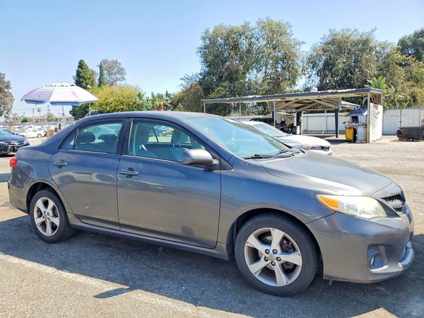 2012 TOYOTA COROLLA