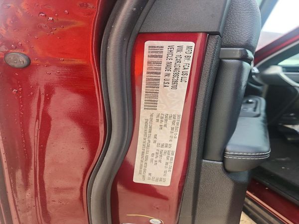 2025 JEEP CHEROKEE Laredo, Altitude — VINS