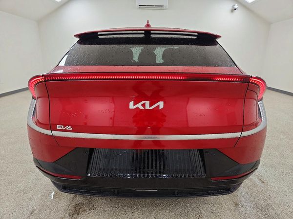 2023 KIA EV6 Light, Wind — DIRR