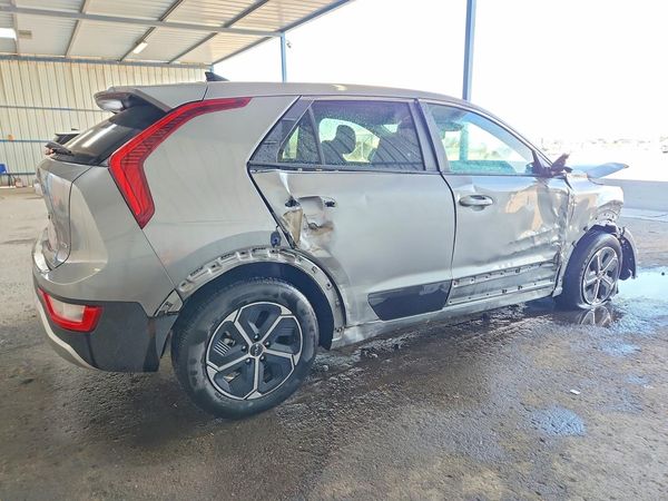 2026 KIA NIRO LX