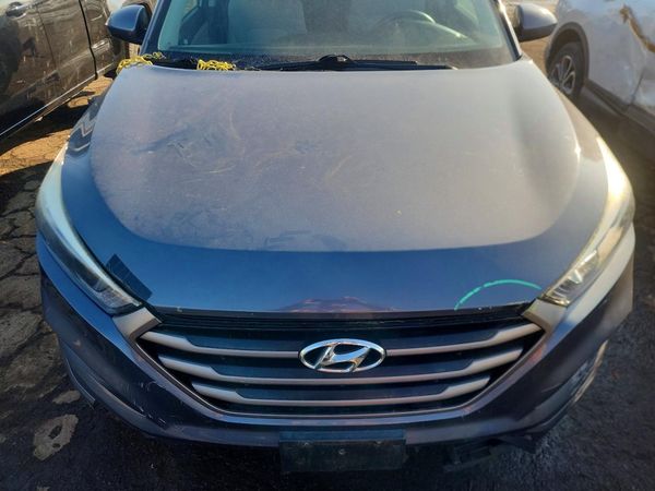 2016 HYUNDAI TUCSON