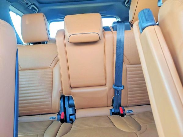2018 LAND ROVER DISCOVERY