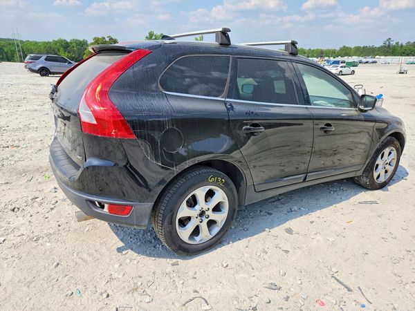 2013 VOLVO XC60