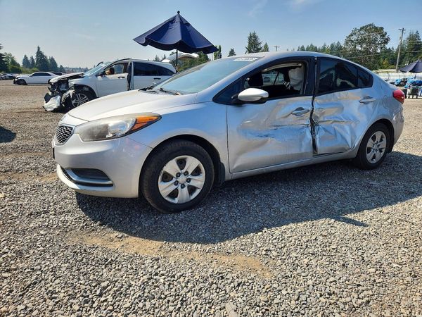 2016 KIA FORTE GL (Middle-Low Grade)
