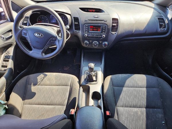 2016 KIA FORTE GL (Middle-Low Grade)