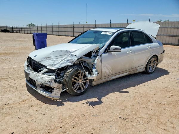 2013 MERCEDES-BENZ C