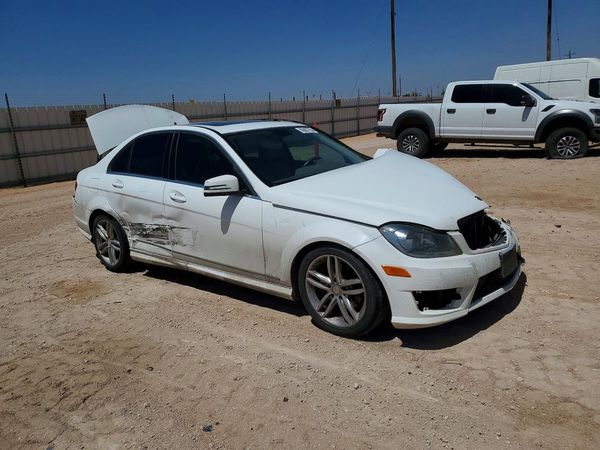 2013 MERCEDES-BENZ C