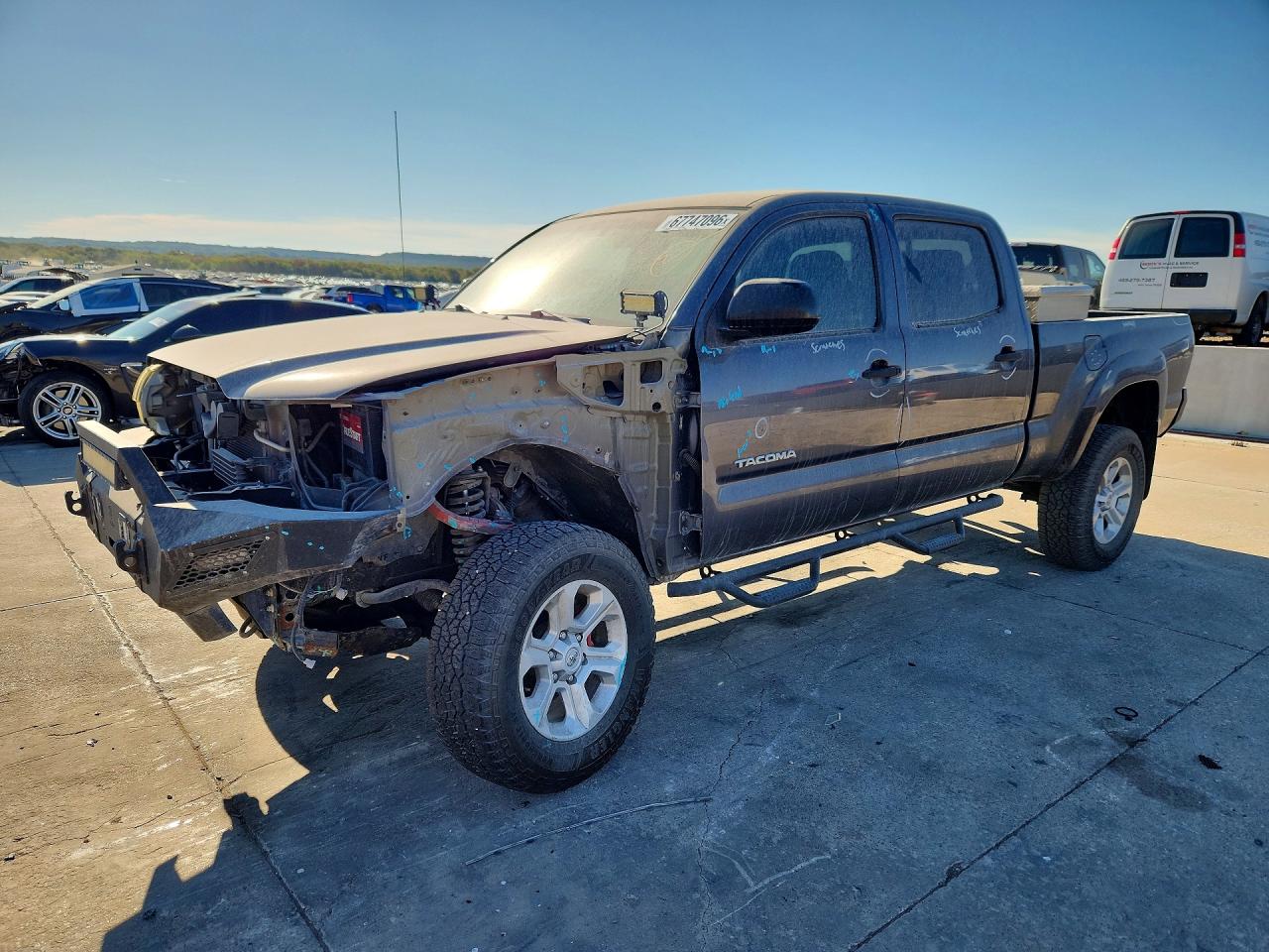 2015 TOYOTA TACOMA