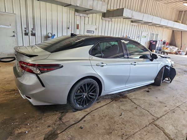 2023 TOYOTA CAMRY