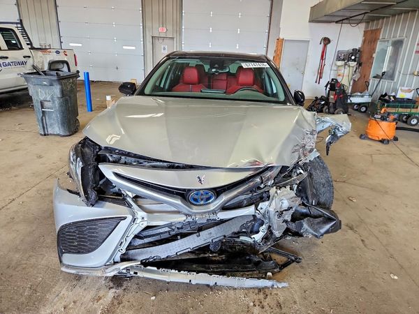 2023 TOYOTA CAMRY