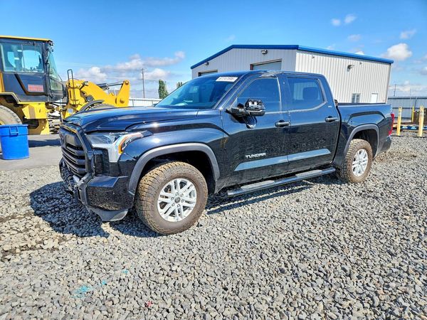 2023 TOYOTA TUNDRA